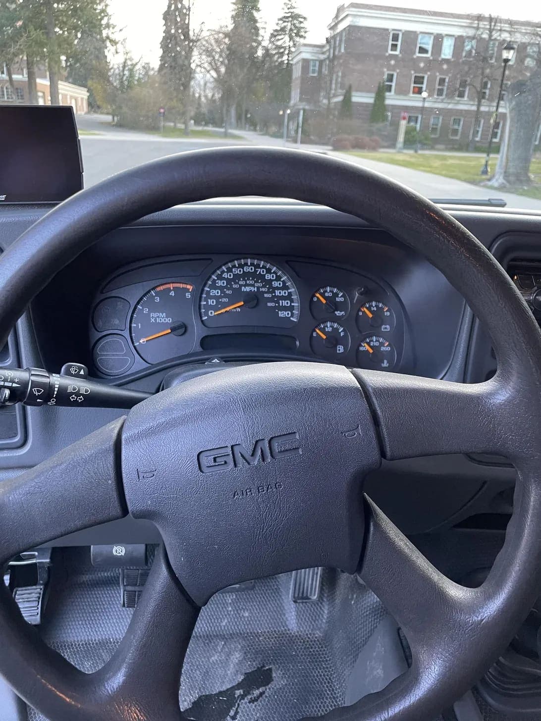 2005 GMC Sierra 2500 HD, view