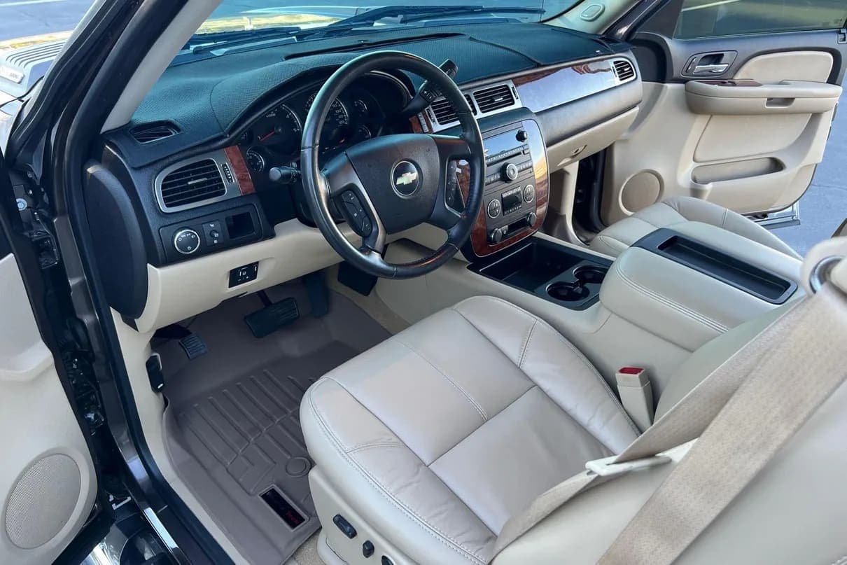 2007 Chevrolet Silverado 2500HD LTZ, view