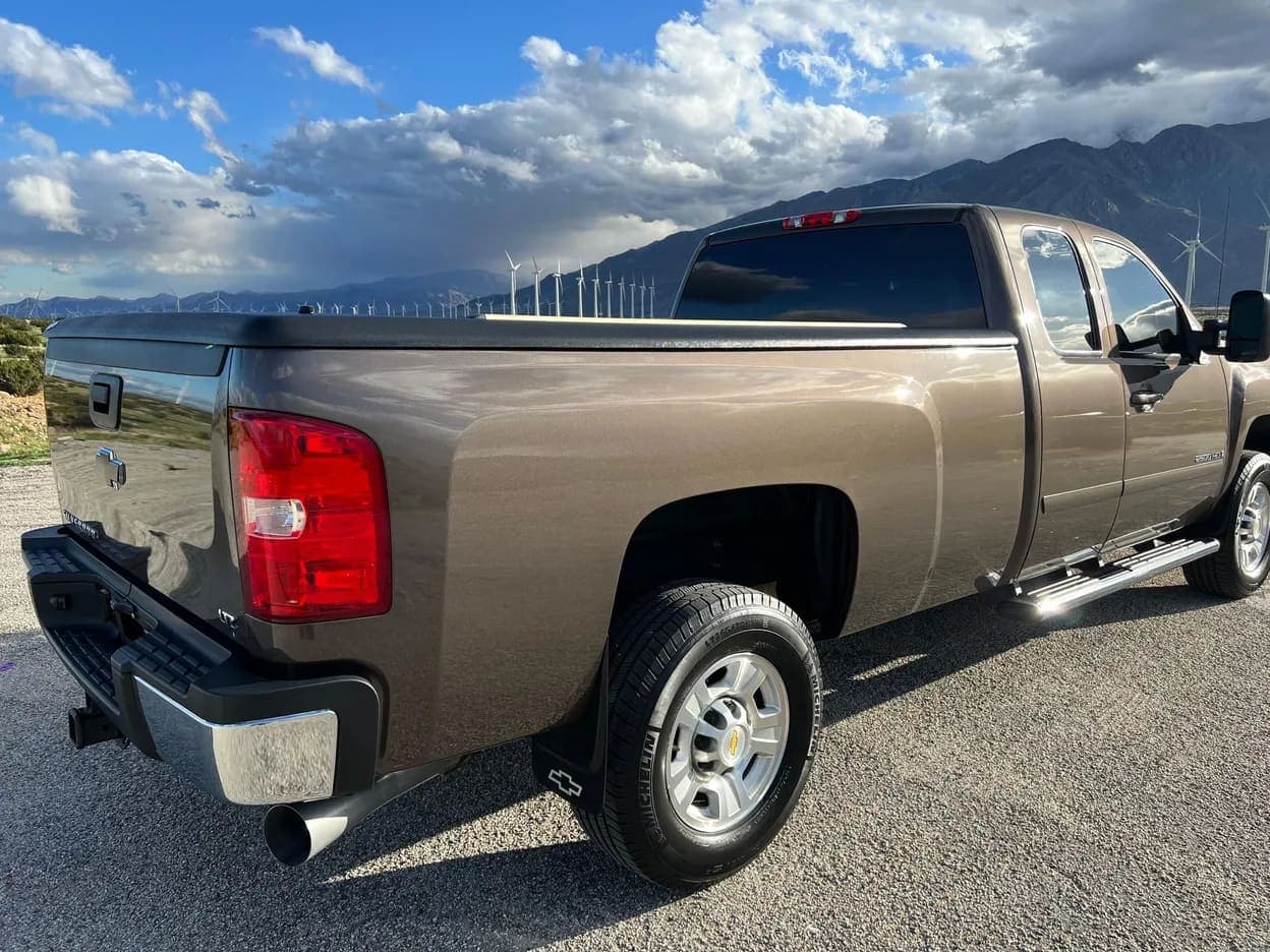 2007 Chevrolet Silverado 2500HD LTZ, view