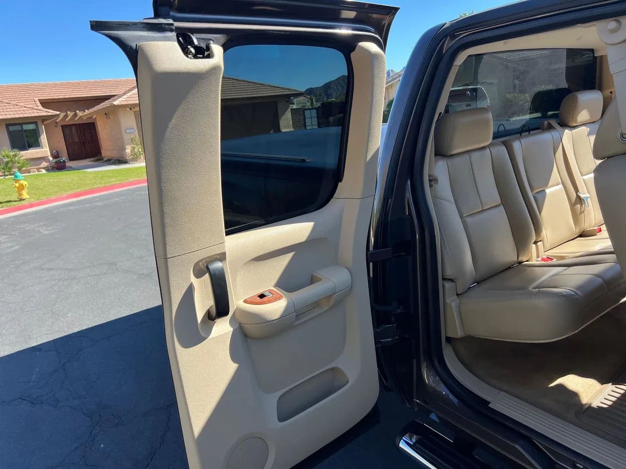 2007 Chevrolet Silverado 2500HD LTZ, view