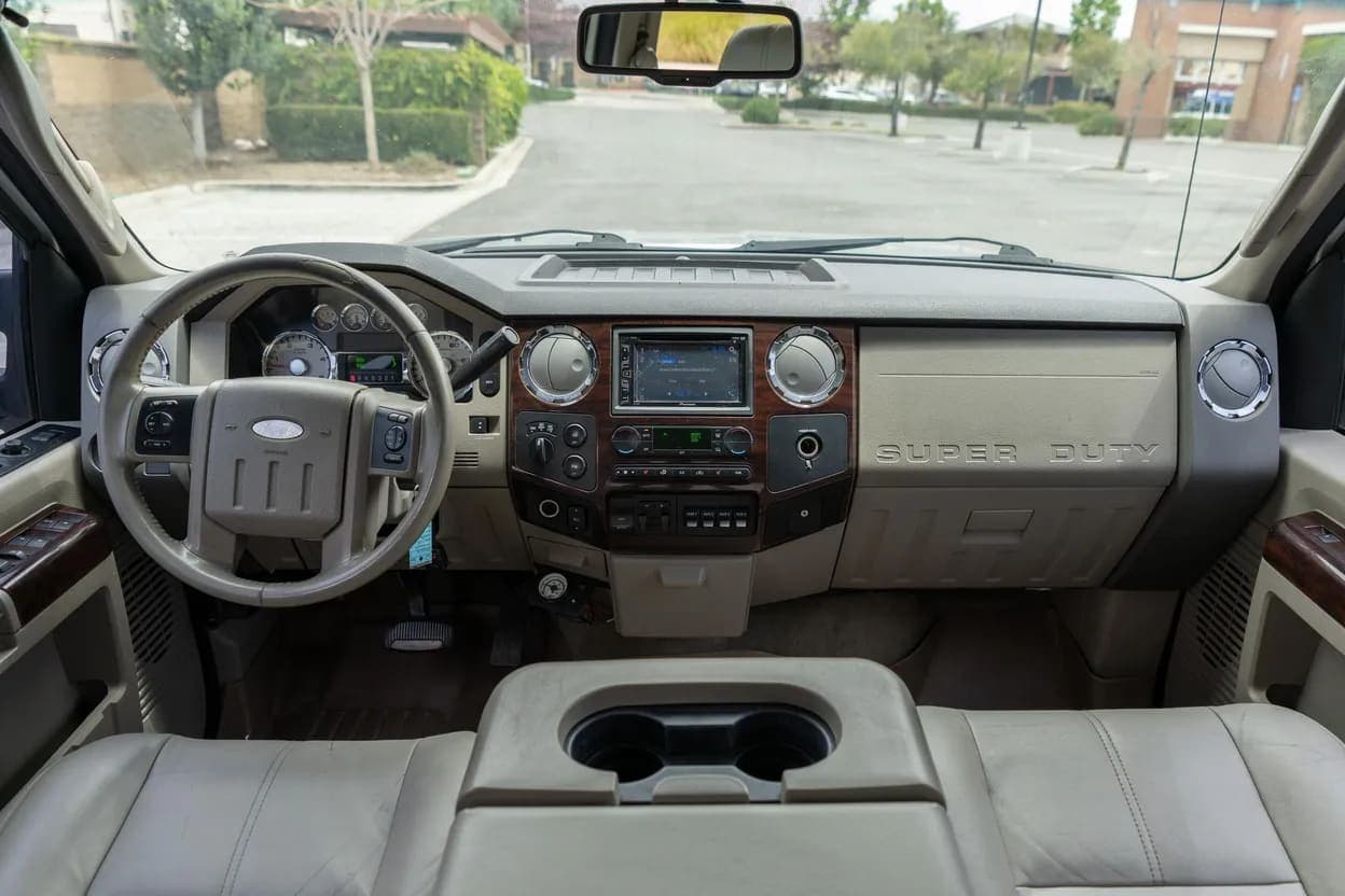 2008 Ford F-250 Super Duty Lariat, view