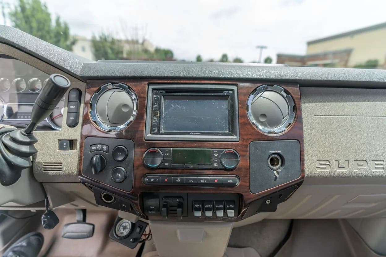 2008 Ford F-250 Super Duty Lariat, view