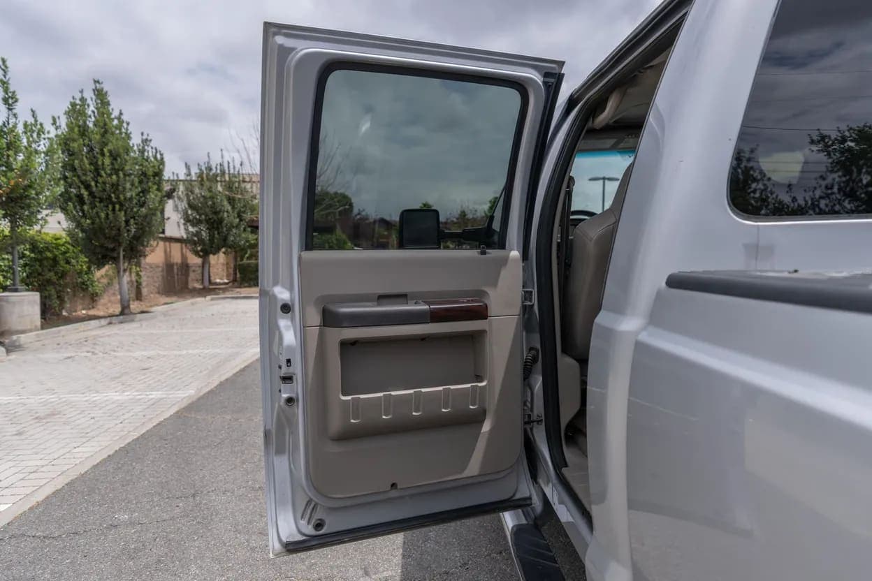 2008 Ford F-250 Super Duty Lariat, view
