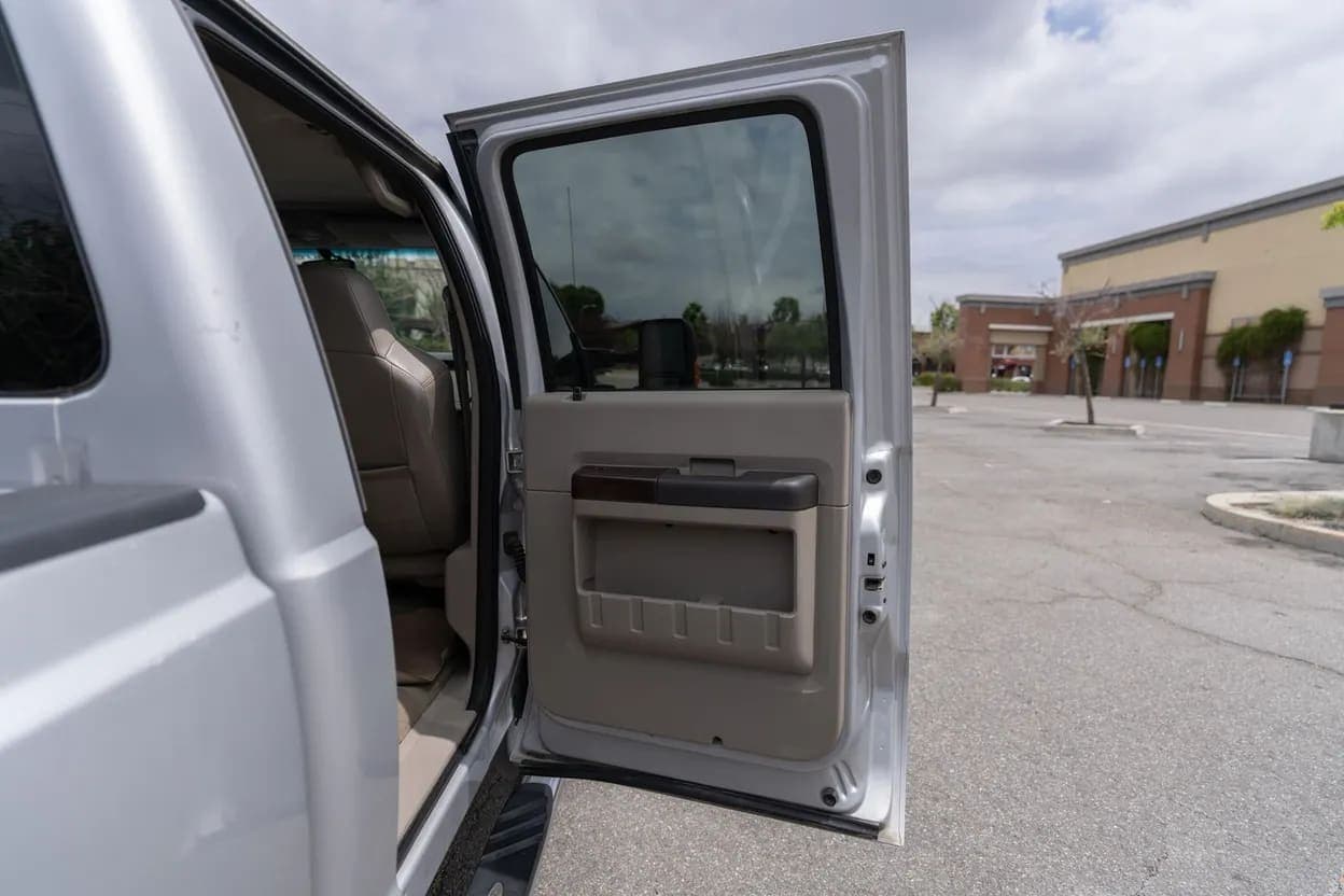 2008 Ford F-250 Super Duty Lariat, view