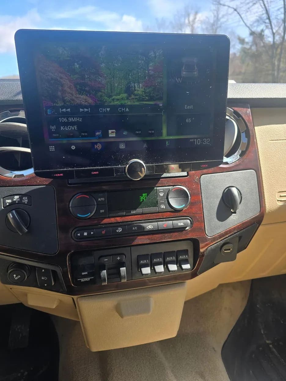 2008 Ford F-450 Super Duty Lariat, view