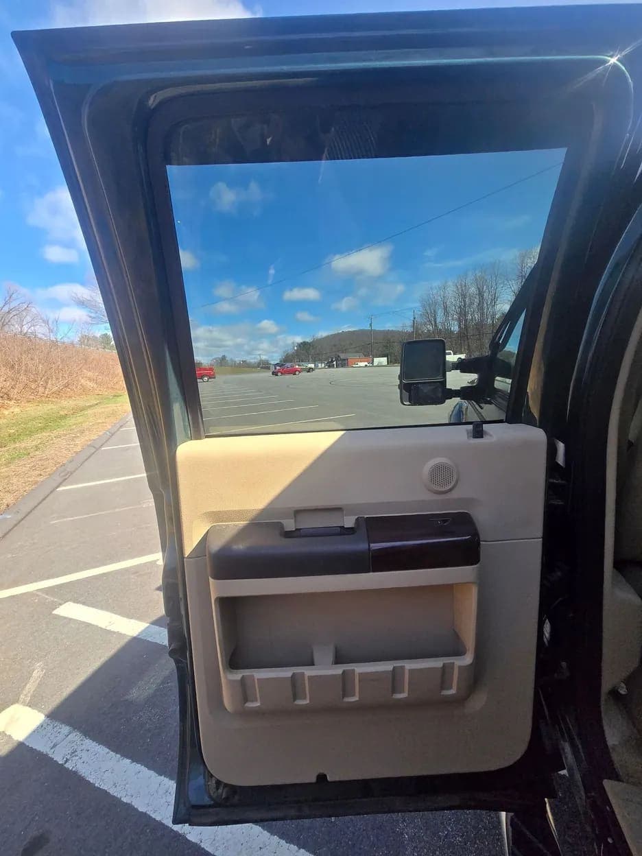 2008 Ford F-450 Super Duty Lariat, view