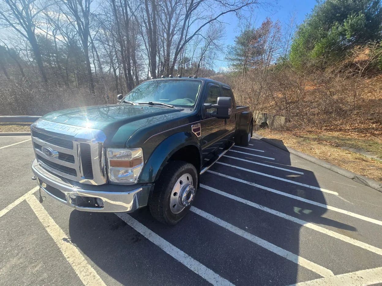 2008 Ford F-450 Super Duty Lariat, view