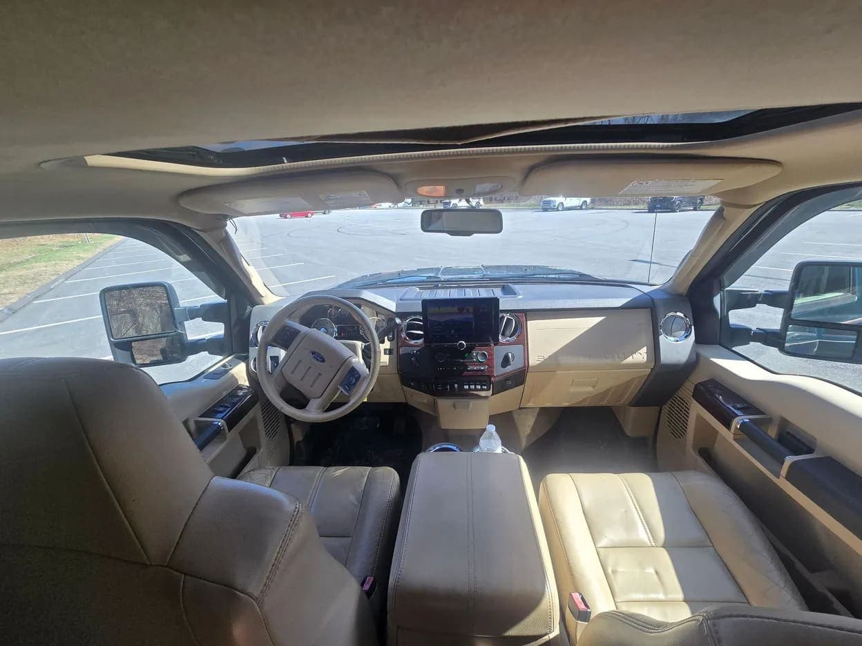 2008 Ford F-450 Super Duty Lariat, view