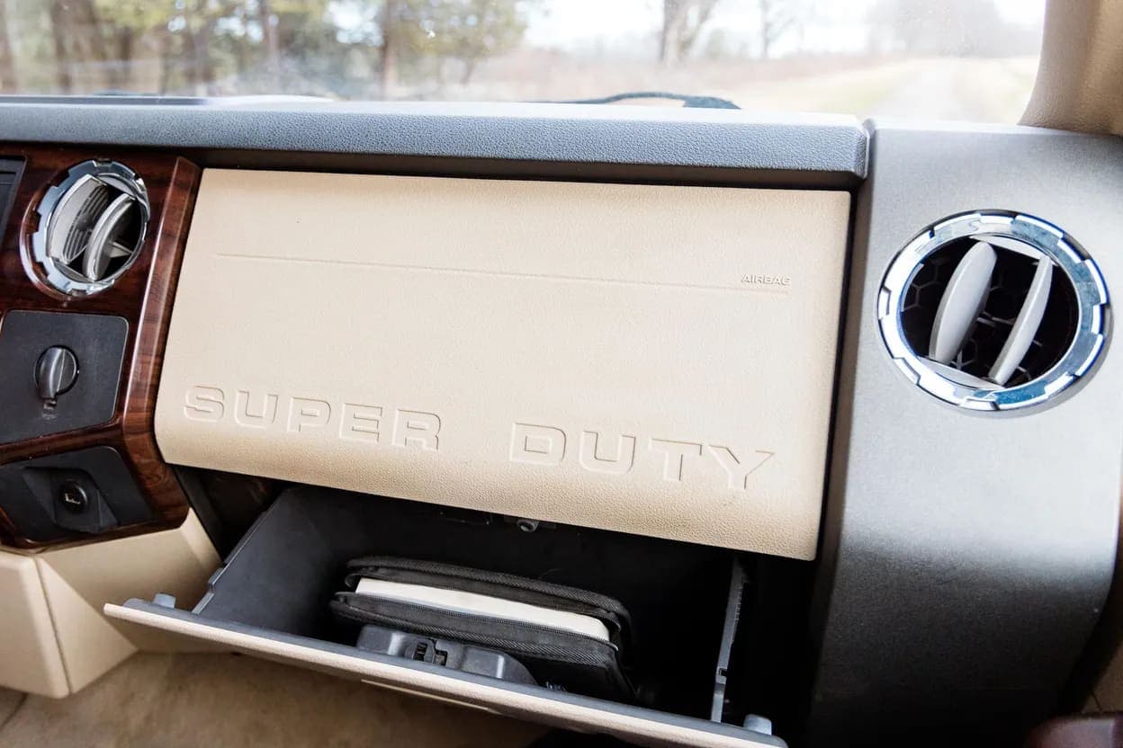 2008 Ford F-450 Super Duty Lariat, view