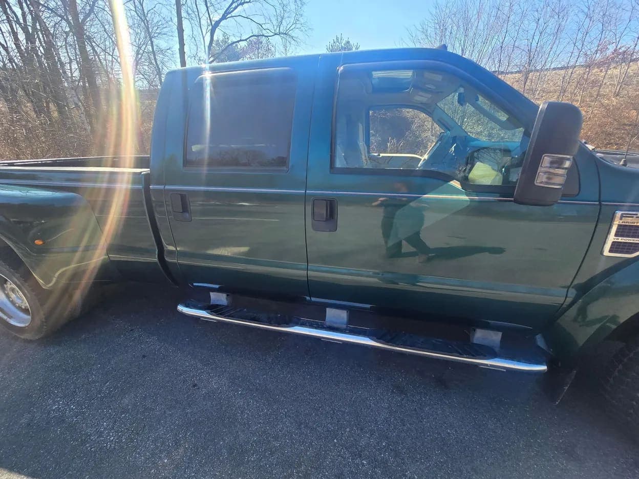 2008 Ford F-450 Super Duty Lariat, view