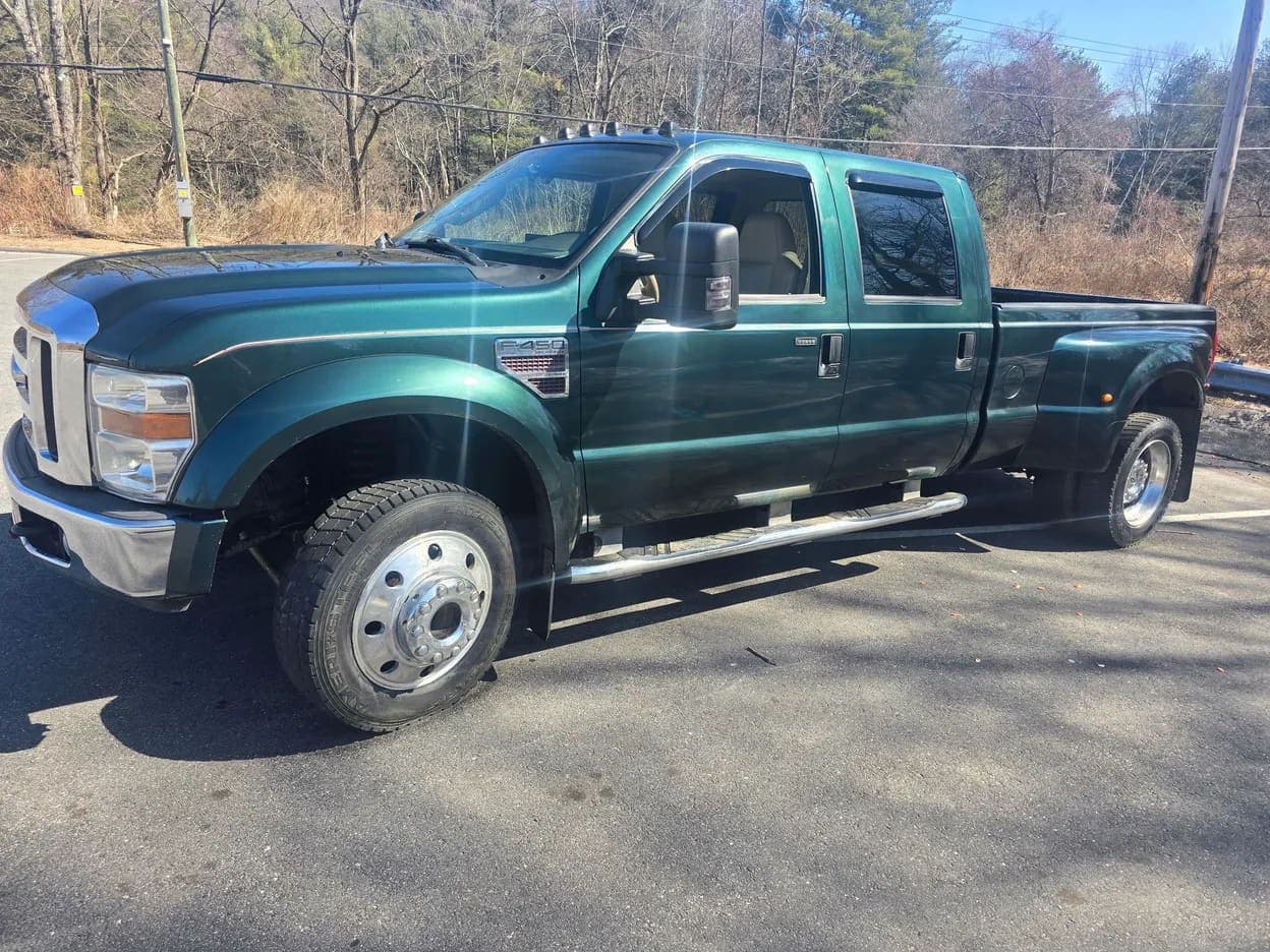 2008 Ford F-450 Super Duty Lariat, view