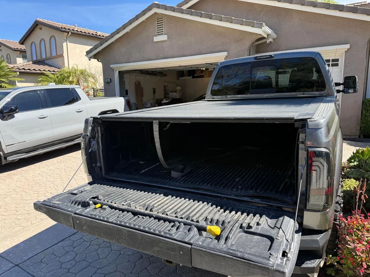 2012 Ford F-350 Super Duty Lariat, view