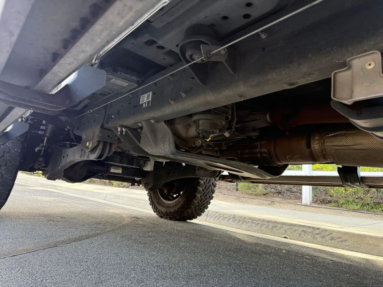 2012 Ford F-350 Super Duty Lariat, view