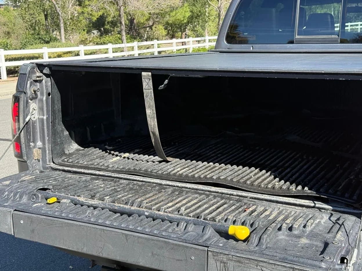2012 Ford F-350 Super Duty Lariat, view