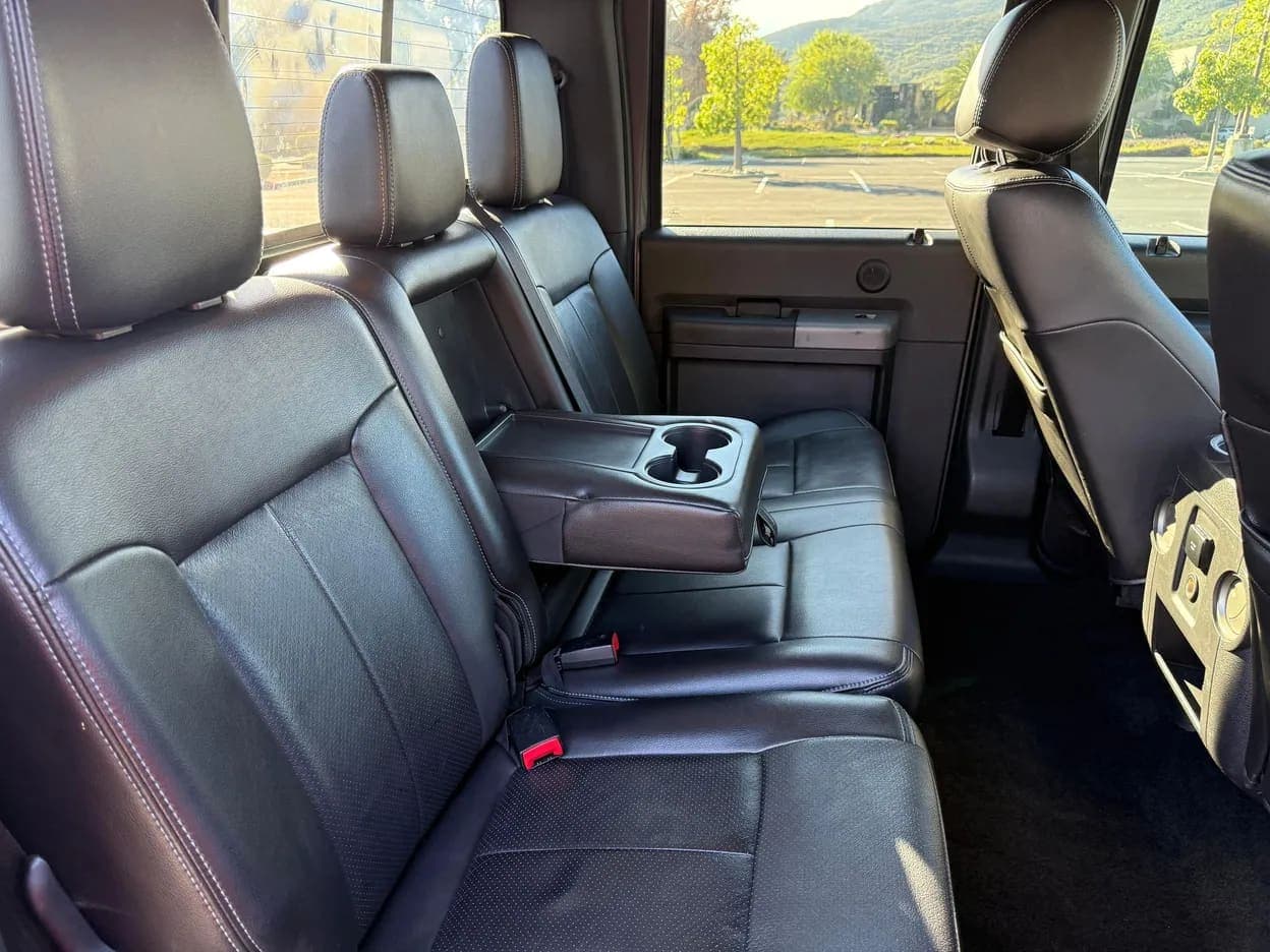 2012 Ford F-350 Super Duty Lariat, view