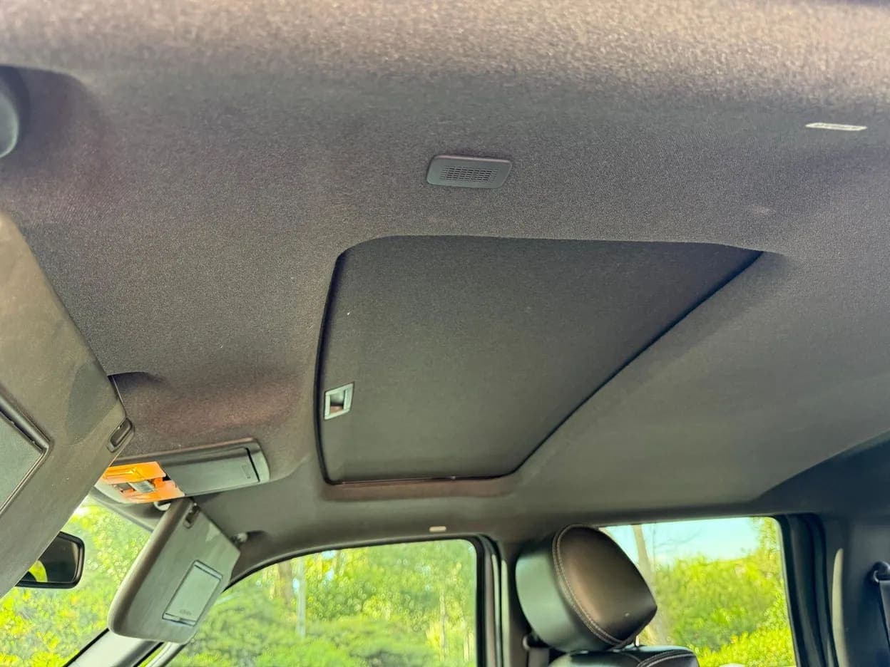 2012 Ford F-350 Super Duty Lariat, view