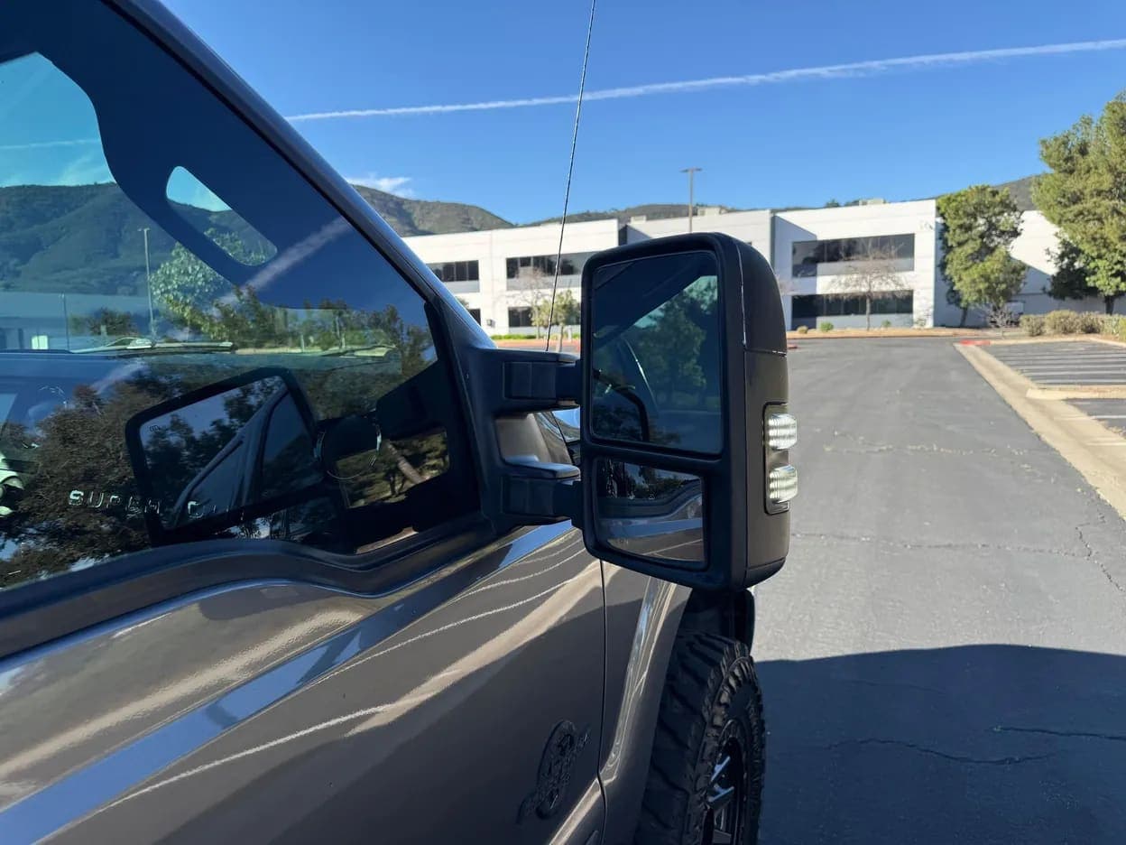 2012 Ford F-350 Super Duty Lariat, view