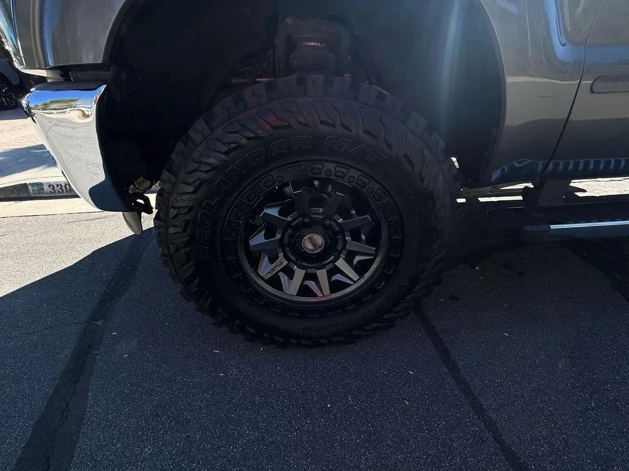 2012 Ford F-350 Super Duty Lariat, view