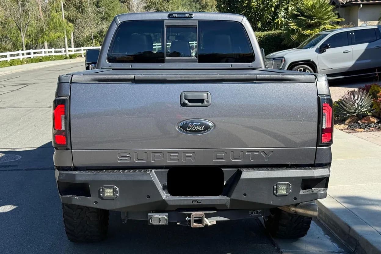 2012 Ford F-350 Super Duty Lariat, view