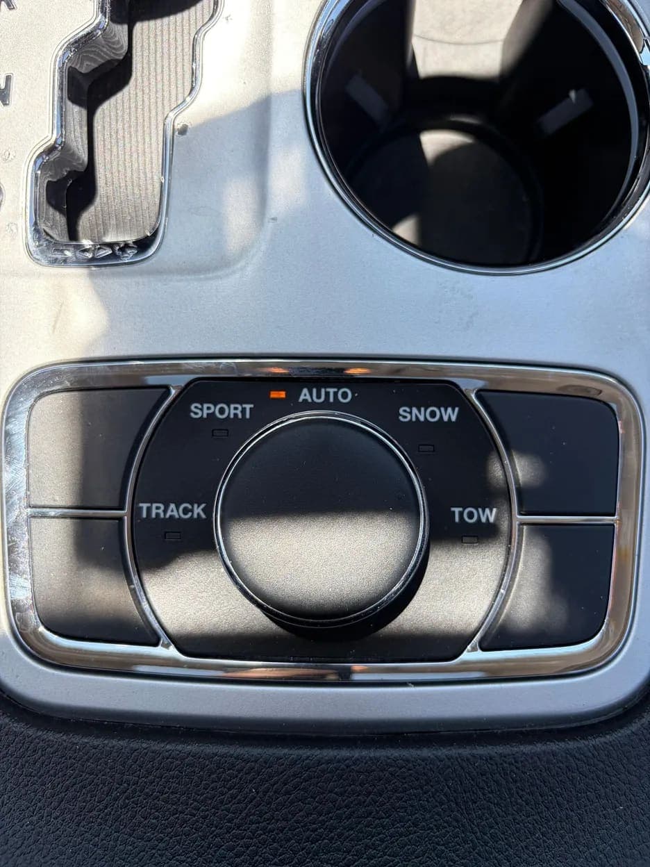 2013 Jeep Grand Cherokee SRT8 Alpine Edition, view