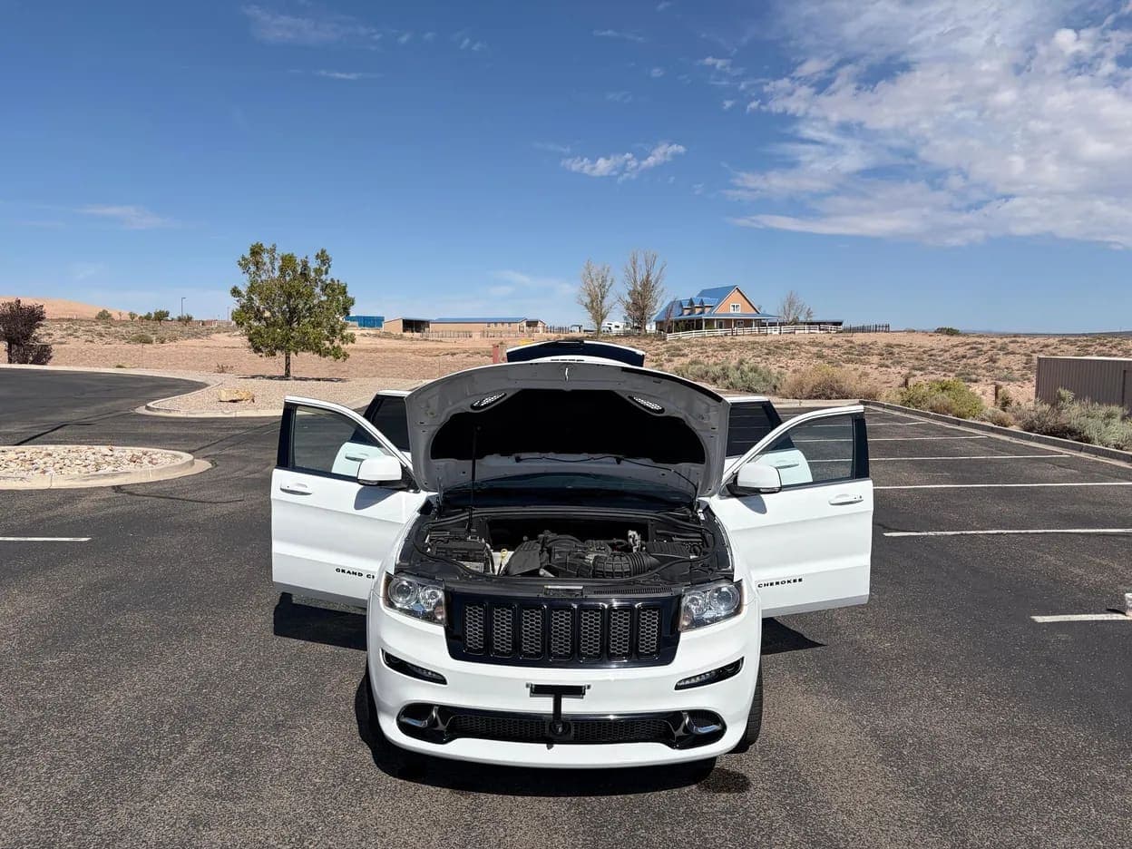 2013 Jeep Grand Cherokee SRT8 Alpine Edition, view