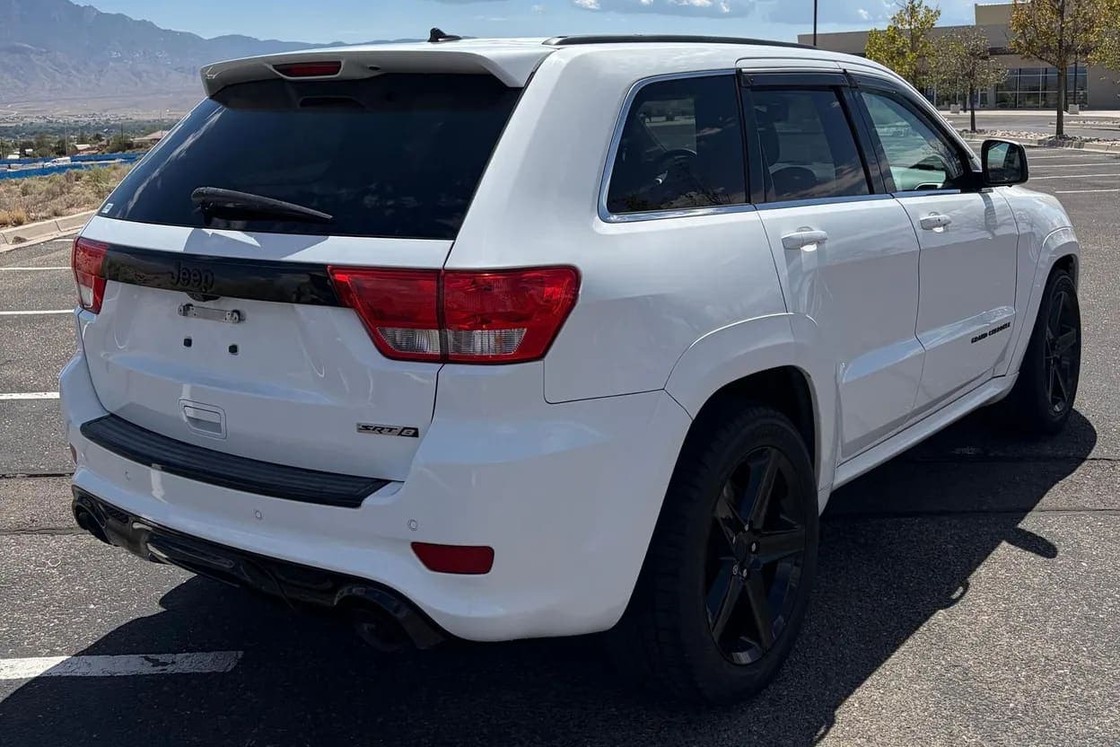 2013 Jeep Grand Cherokee SRT8 Alpine Edition, view