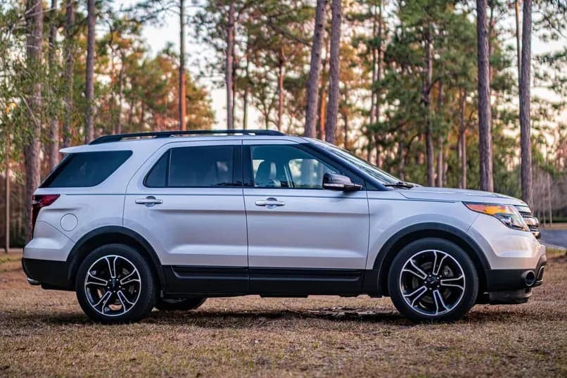 2015 Ford Explorer Sport, view