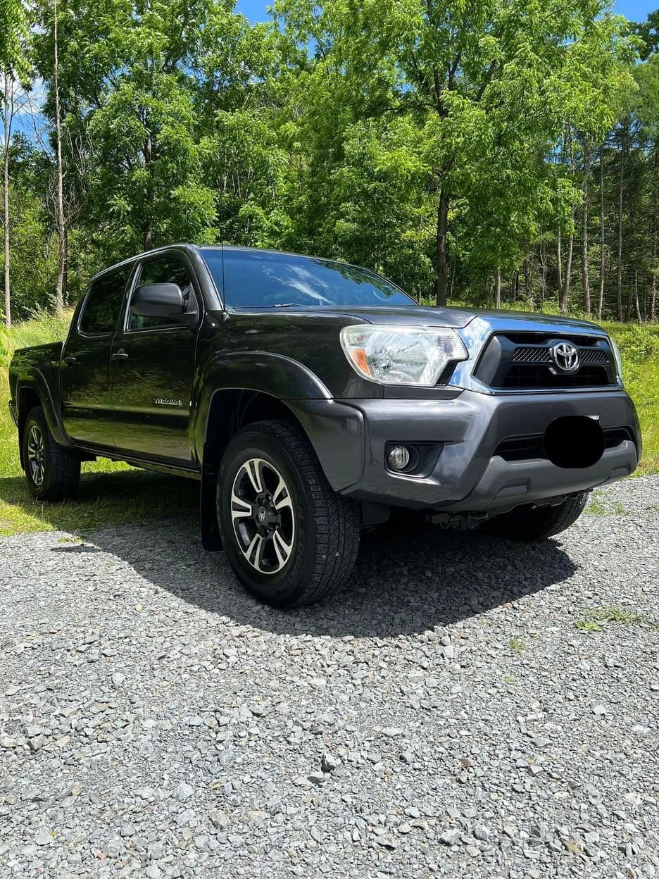 2015 Toyota Tacoma TRD Off-Road Double Cab, view