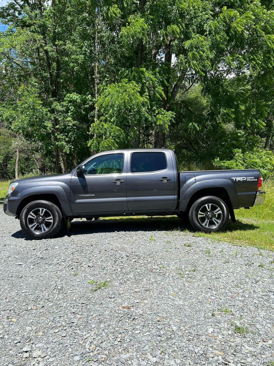 2015 Toyota Tacoma TRD Off-Road Double Cab, view