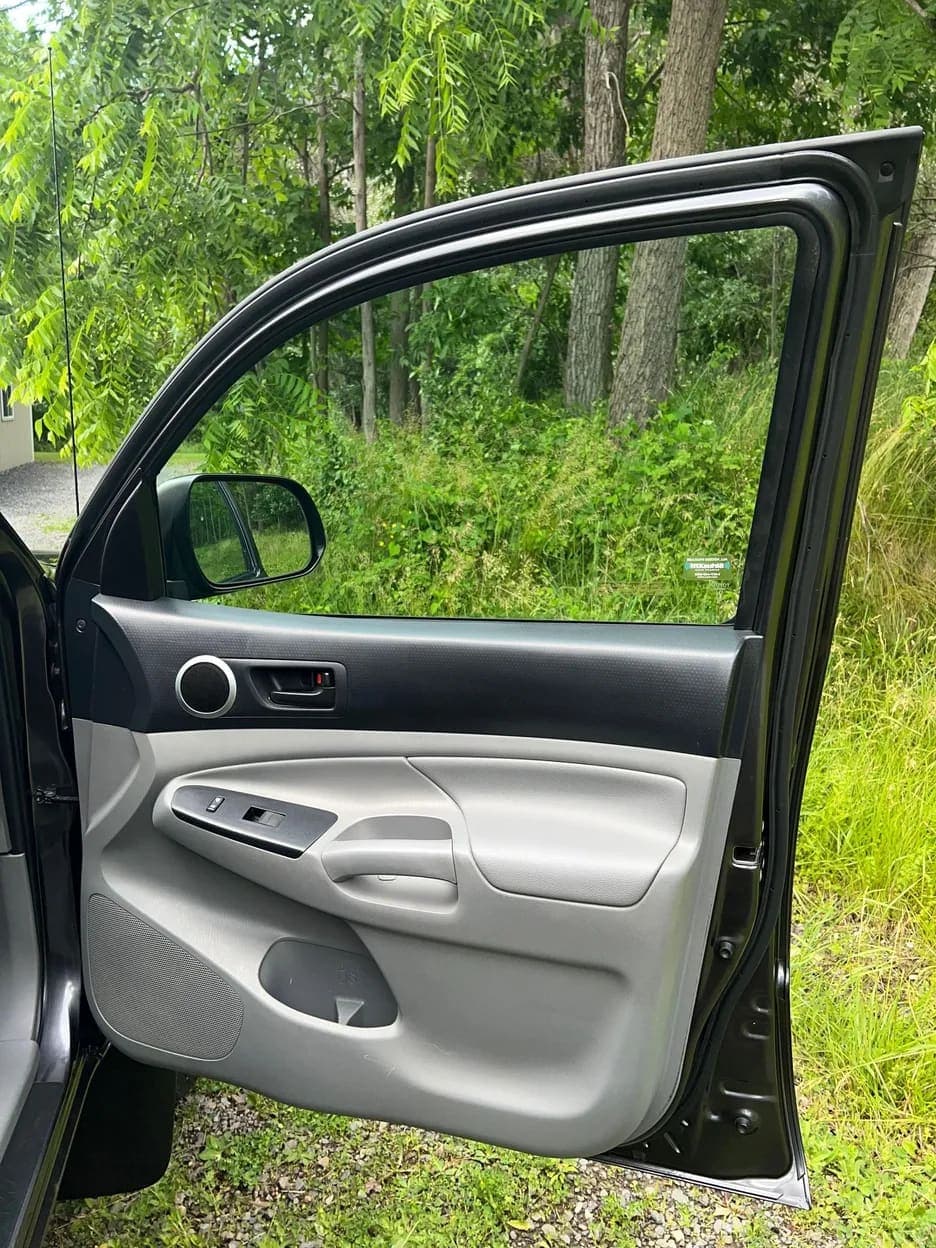 2015 Toyota Tacoma TRD Off-Road Double Cab, view