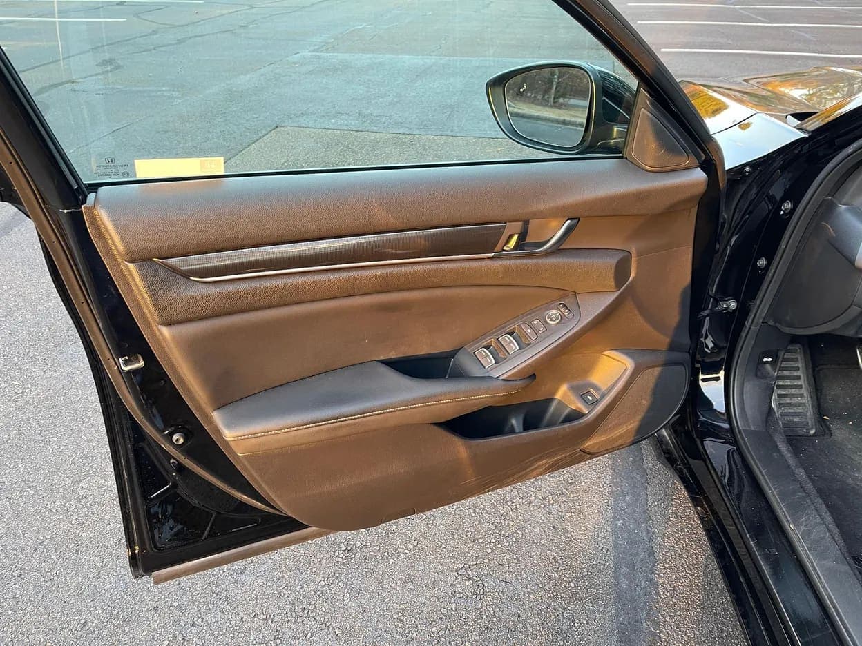 2018 Honda Accord 2.0T Sport, view