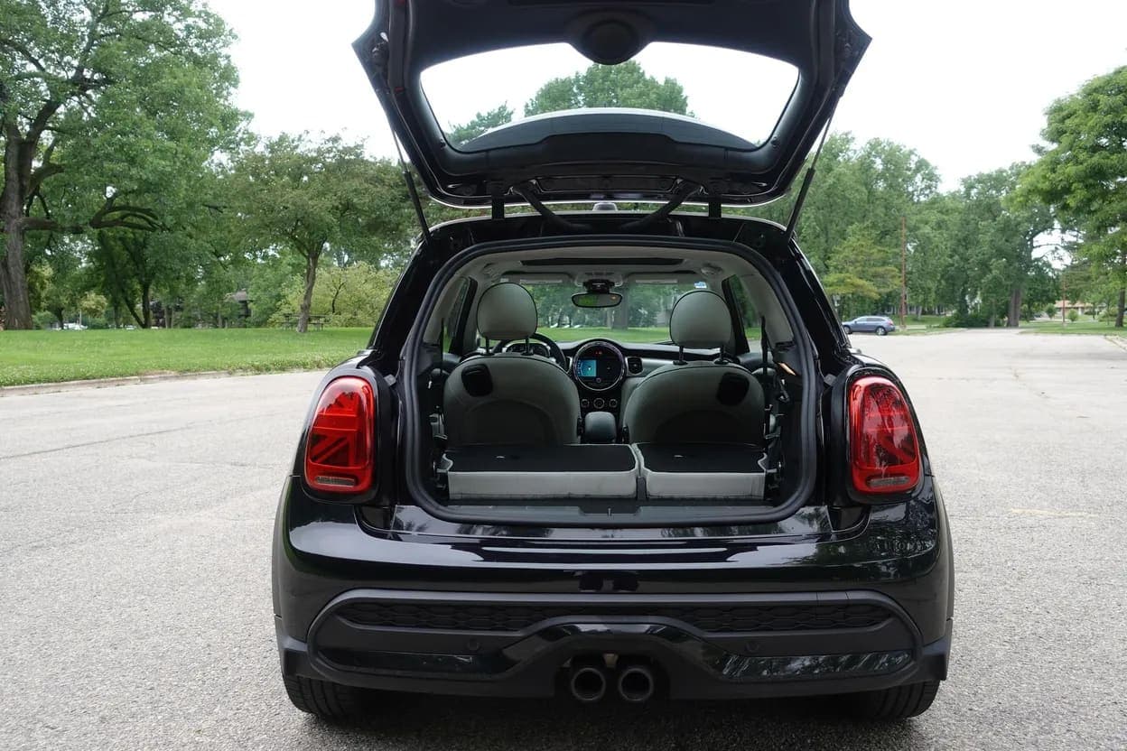 2022 Mini Cooper S Hardtop, view