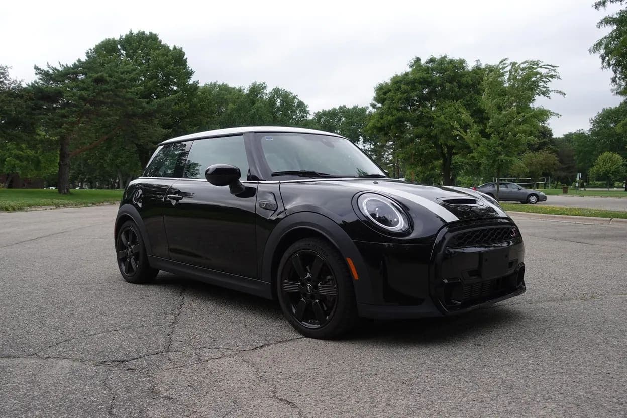 2022 Mini Cooper S Hardtop, view