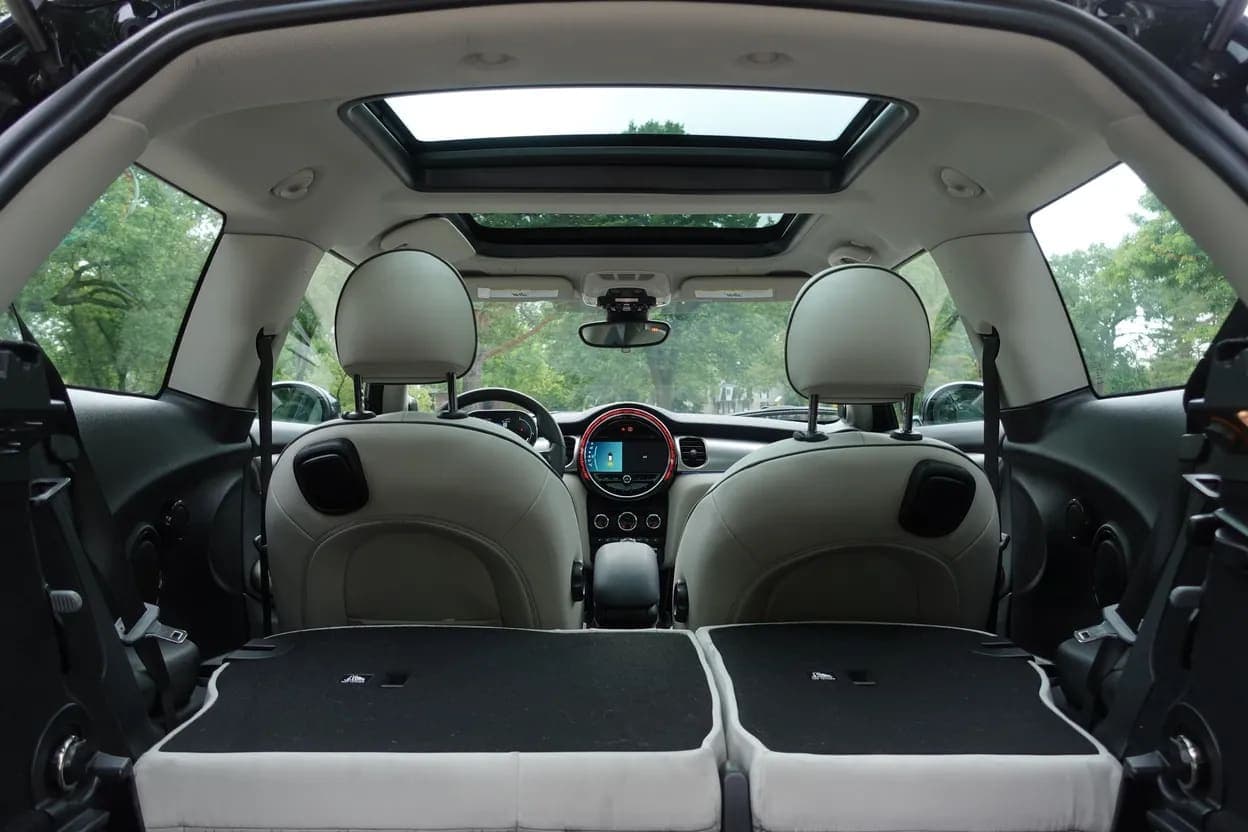 2022 Mini Cooper S Hardtop, view