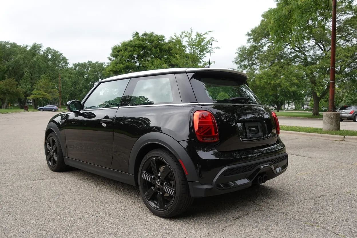 2022 Mini Cooper S Hardtop, view