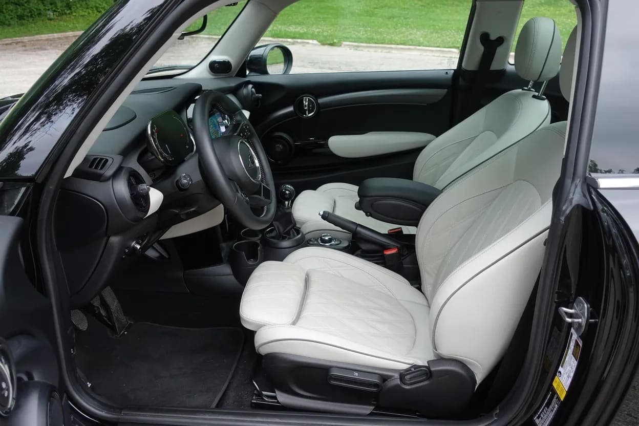 2022 Mini Cooper S Hardtop, view