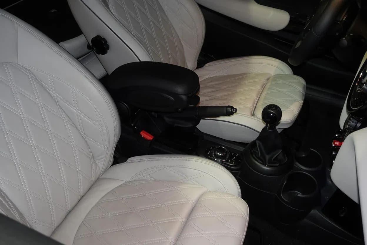2022 Mini Cooper S Hardtop, view