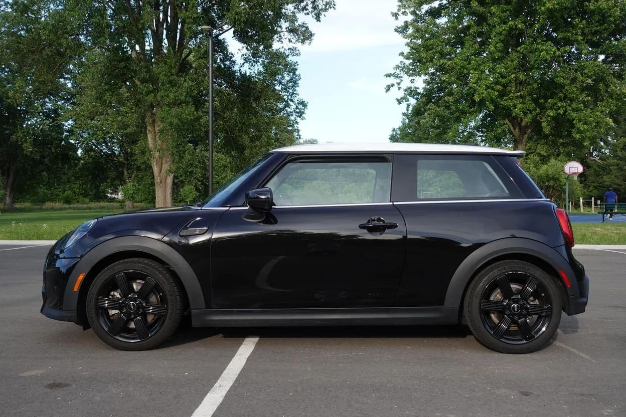 2022 Mini Cooper S Hardtop, view