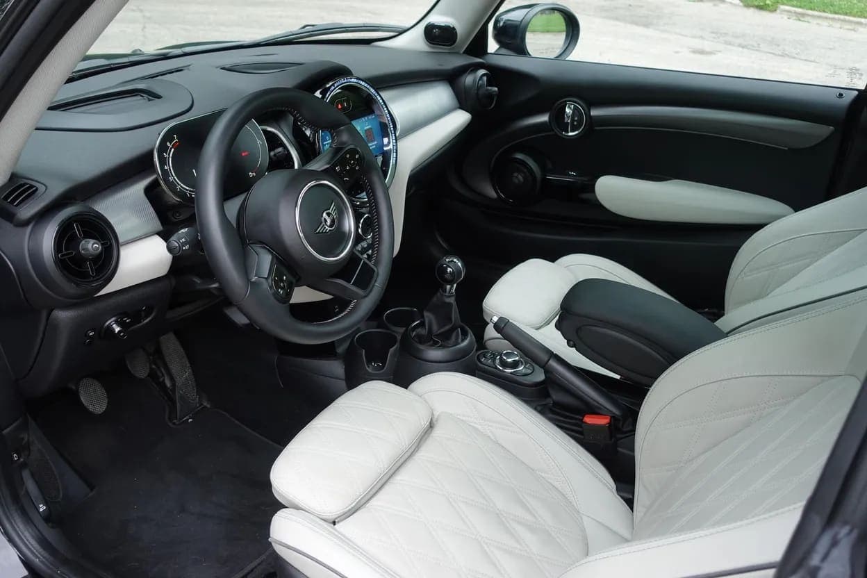 2022 Mini Cooper S Hardtop, view