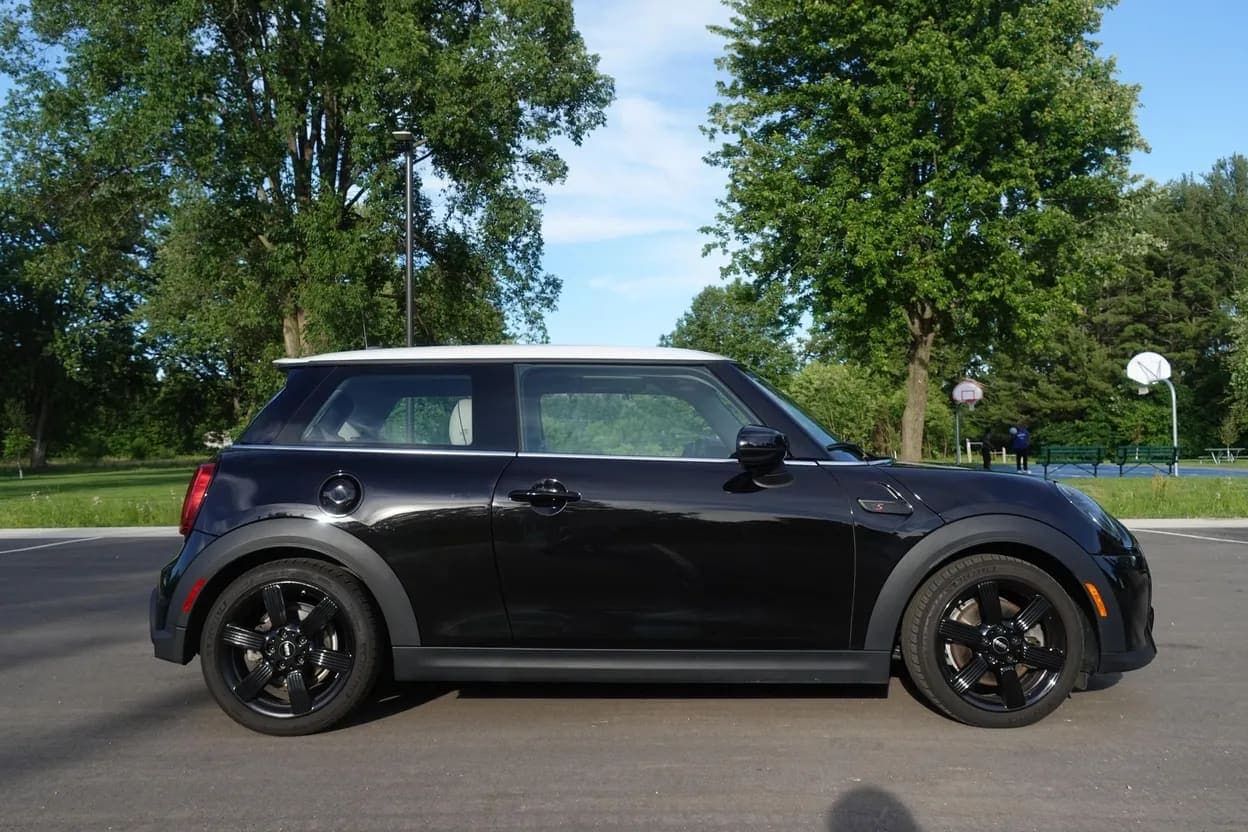 2022 Mini Cooper S Hardtop, view