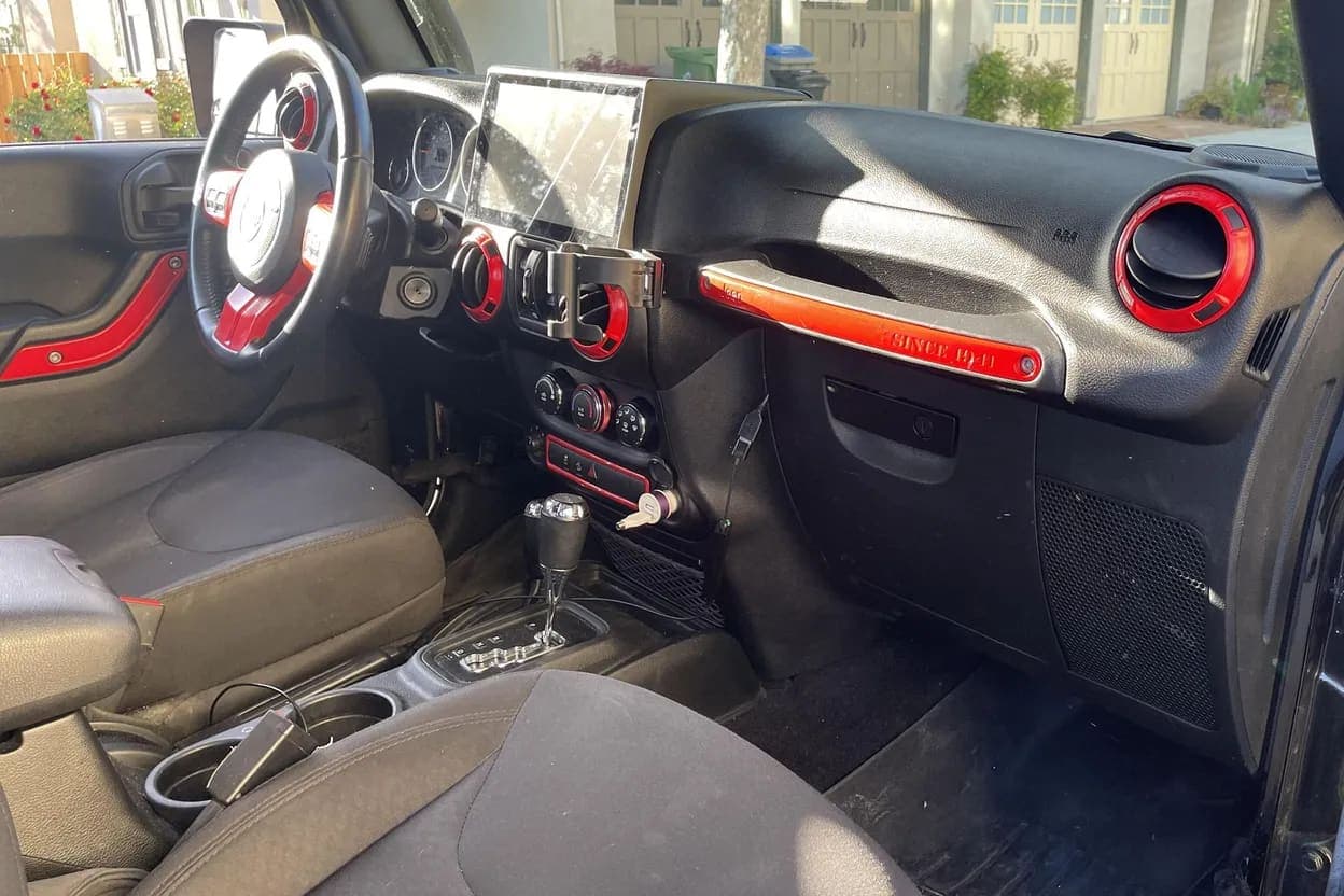 2017 Jeep Wrangler Unlimited Sport, view