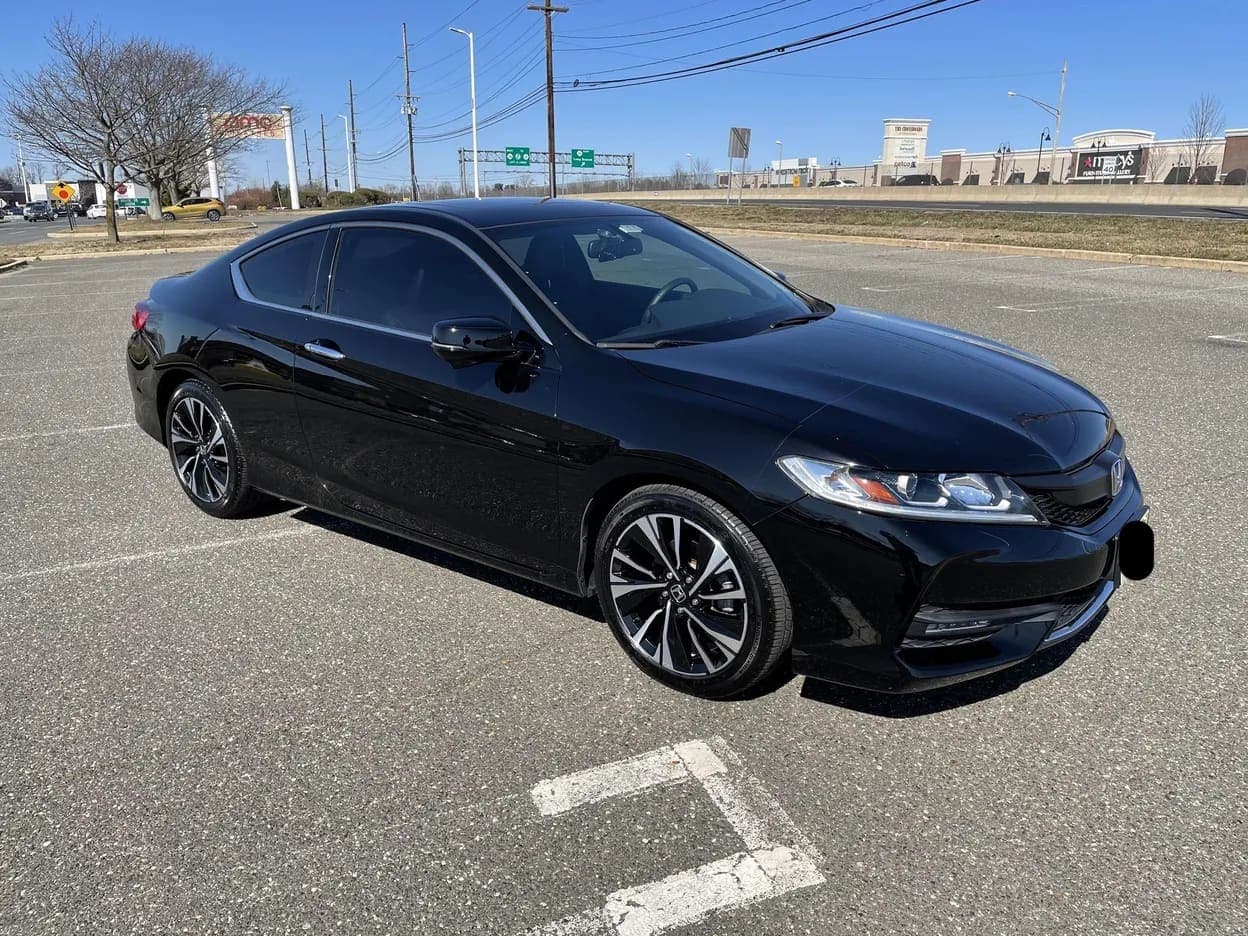 2016 Honda Accord EX-L V6 Coupe, view