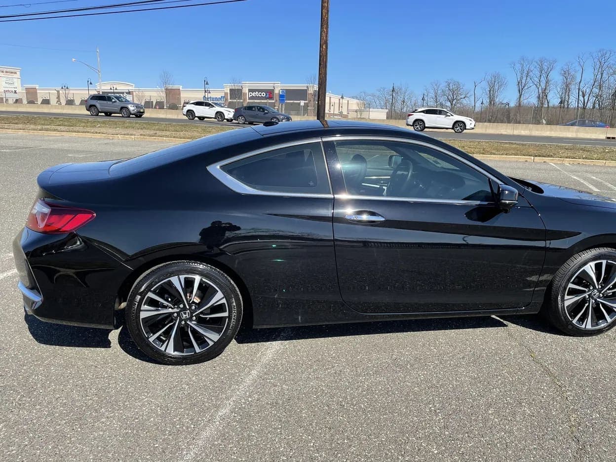 2016 Honda Accord EX-L V6 Coupe, view