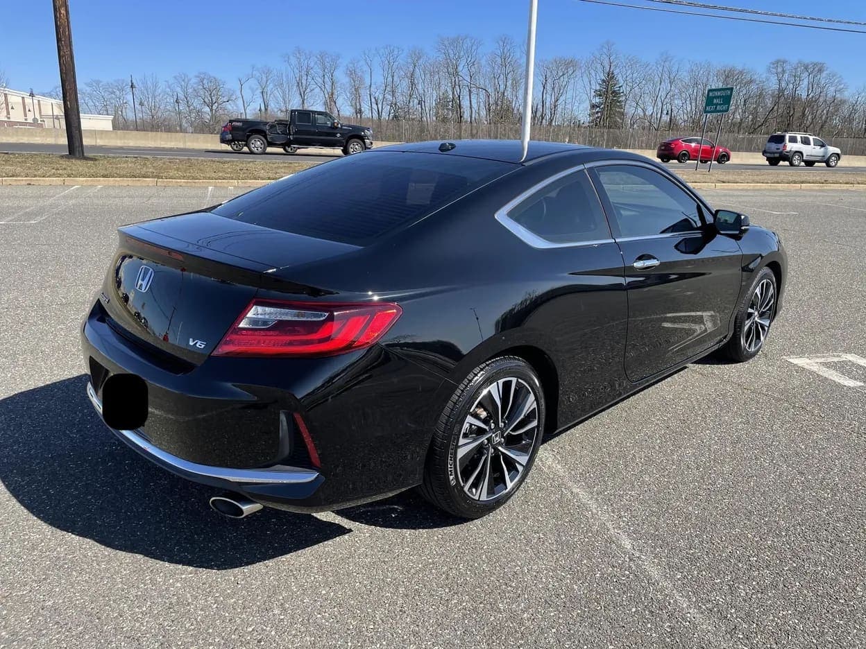 2016 Honda Accord EX-L V6 Coupe, view
