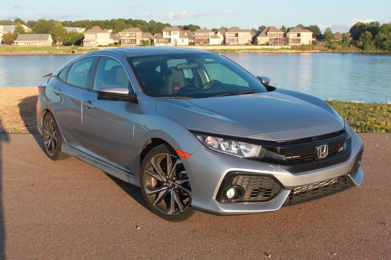 2018 Honda Civic Si Sedan, view