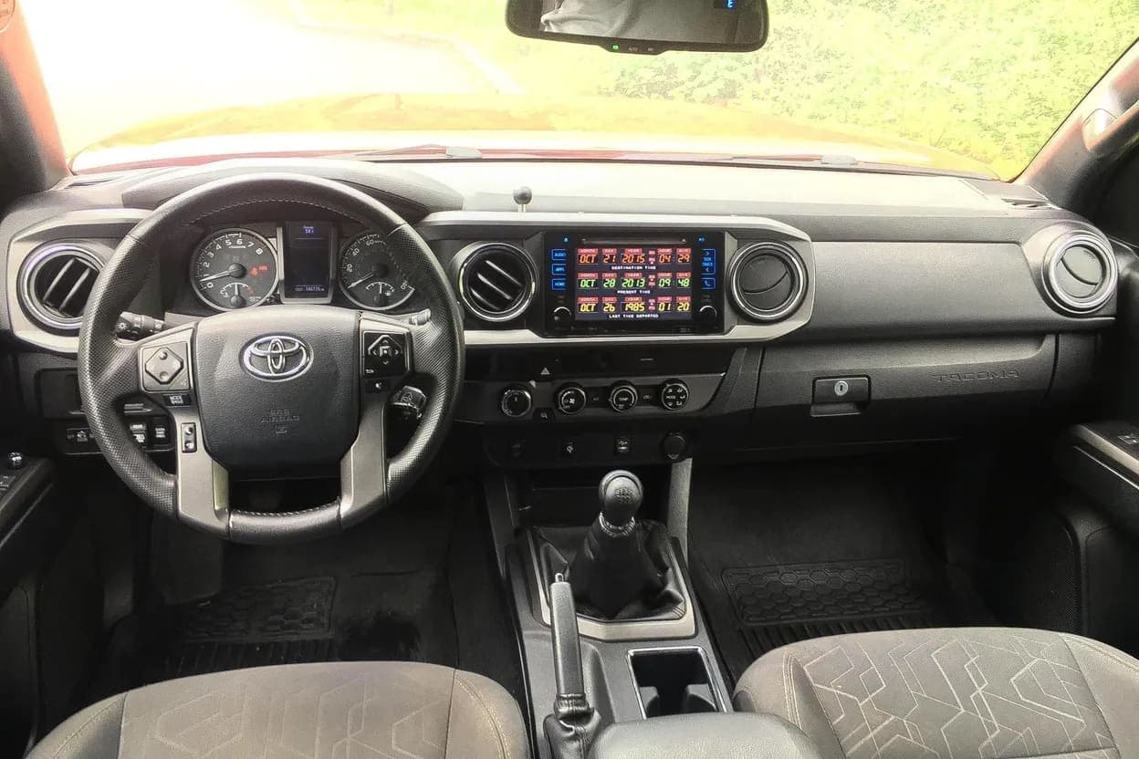 2017 Toyota Tacoma TRD Off-Road Double Cab, view