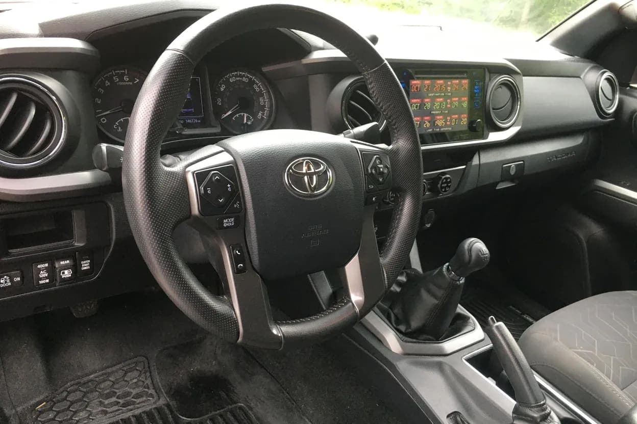 2017 Toyota Tacoma TRD Off-Road Double Cab, view