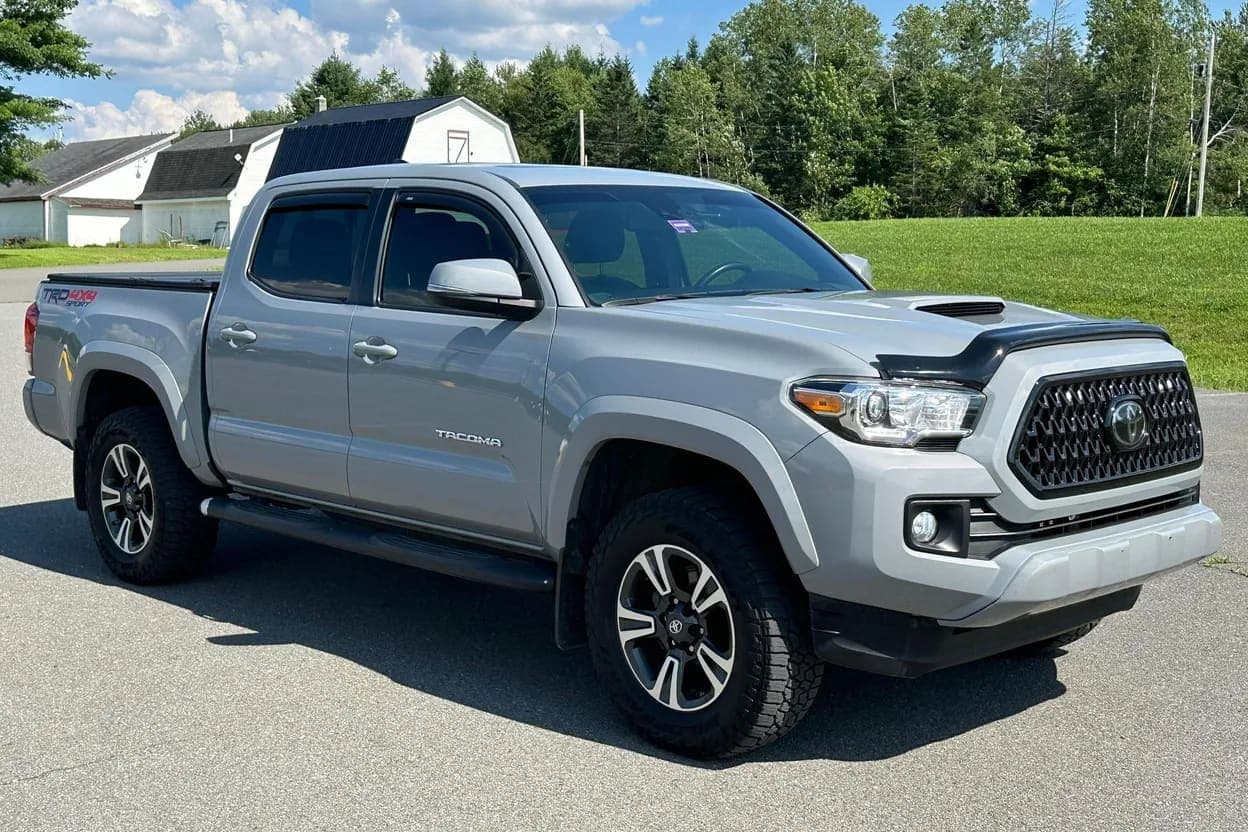 2018 Toyota Tacoma TRD Sport Double Cab exterior