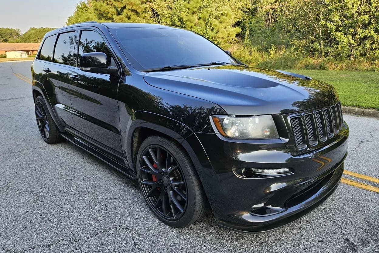 2012 Jeep Grand Cherokee SRT8 exterior