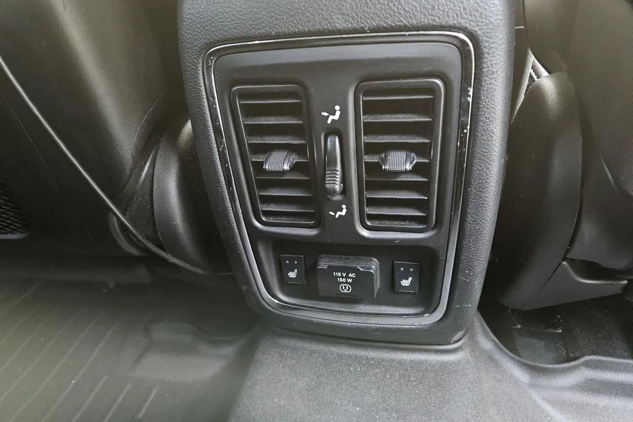 2012 Jeep Grand Cherokee SRT8, view